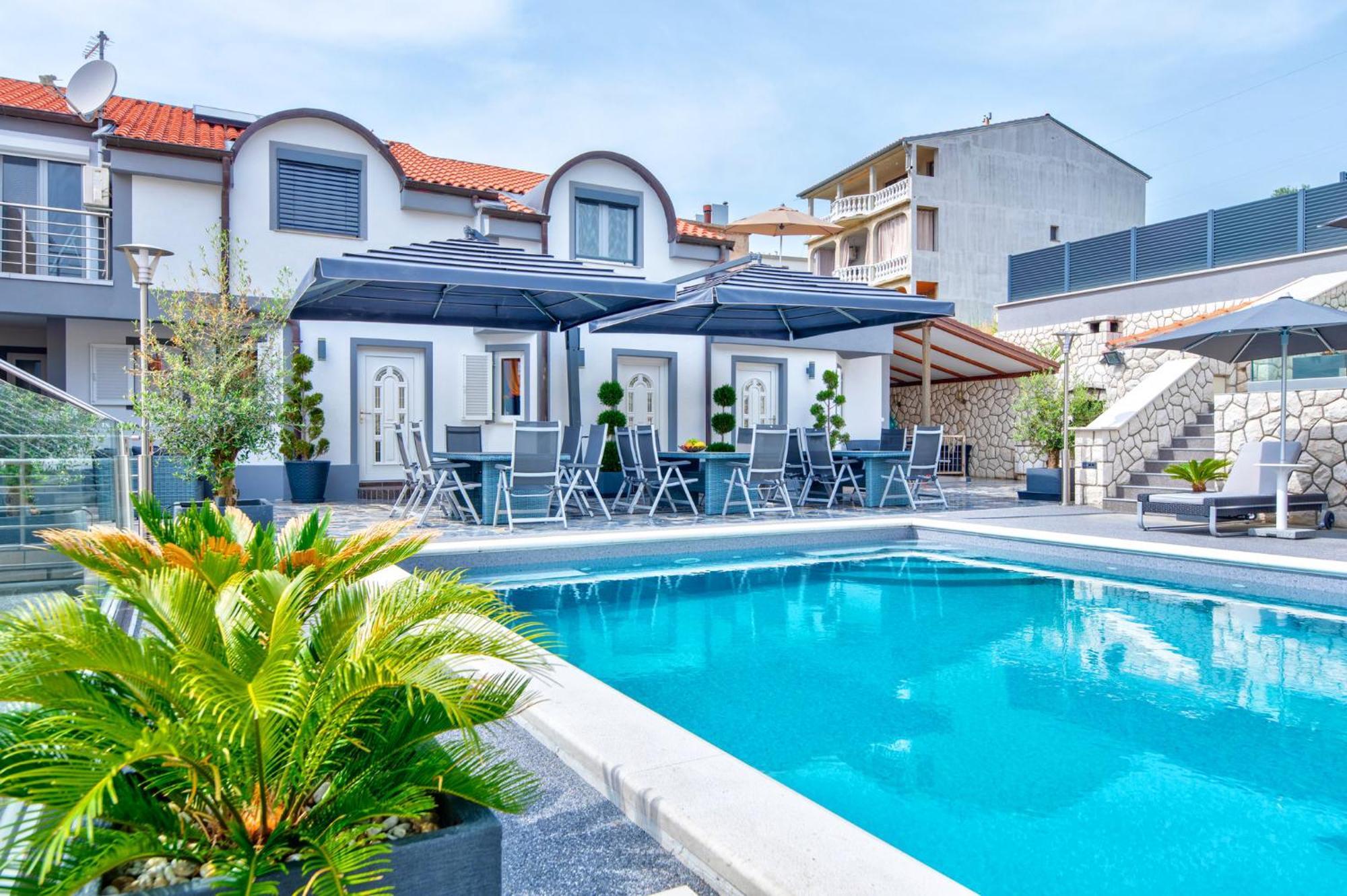 Villa Vivien Crikvenica Exterior photo
